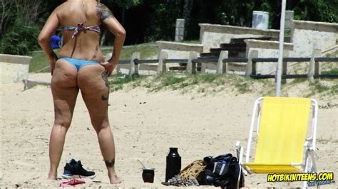 Big Ass Latina Milfs Wearing Small Thongs At The Beach K Video