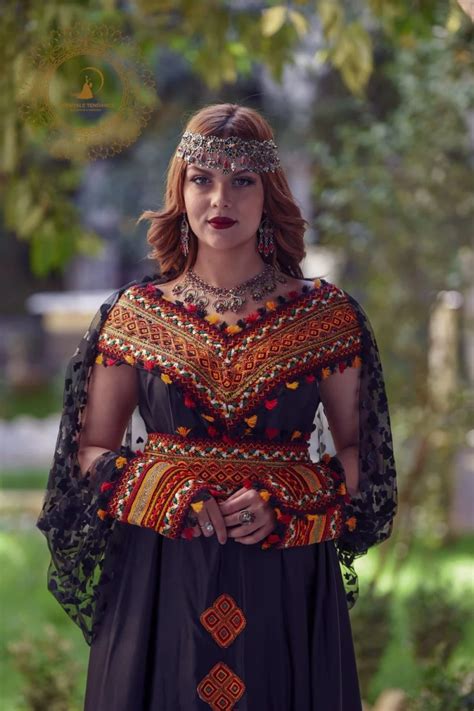 Sublime Traditional Black Kabyle Dress