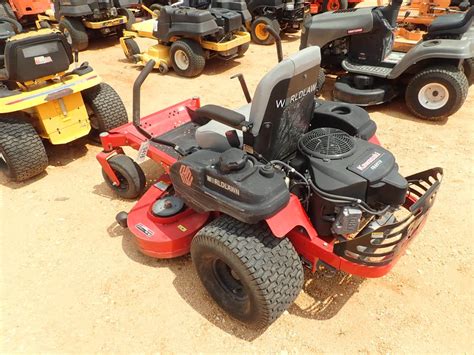 Worldlawn Viper Riding Lawn Mower Jm Wood Auction Company Inc