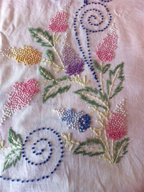 Pin By Donna Harris On All To Be Sorted Hand Embroidery Art