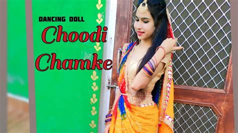 Choodi Chamke Aakanksha Sharma Rajasthani Dance Video Dancing