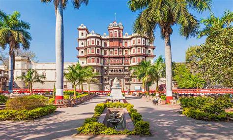 Rajwada Palace Indore - Ticket Price, Timings, History, Location - YoMetro