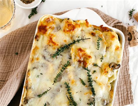 Easy Cheesy Mushroom Baked Ravioli