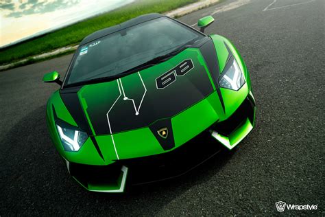 Lamborghini Aventador Roadster - Racing Wrap | WrapStyle