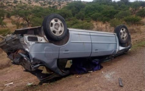 Volcadura En Carretera Deja A Una Joven Fallecida