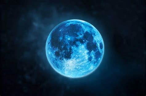 This Rare Blue Moon Falls On Halloween For The First Time In 2 Decades