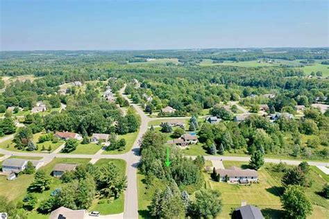 0 49 Acres Of Residential Land For Sale In Cadillac Michigan Landsearch