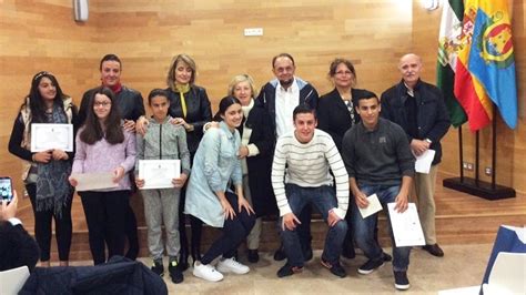 Pintor y Ruiz presiden la entrega del XXVIII Certamen de Poesía Escolar