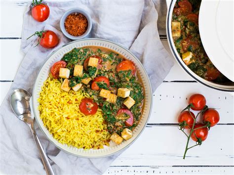 Tofu Spinat Tomaten Curry Mit Kurkuma Reis Rezept Eat Smarter