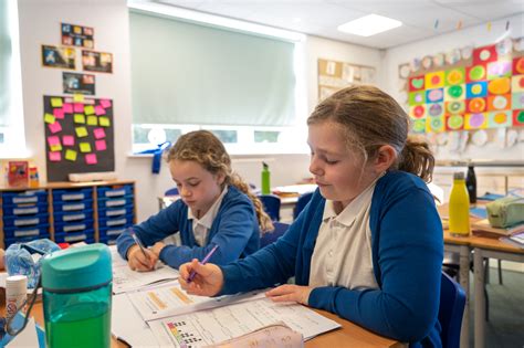 Attenborough Class Gallery And Display Tackley Ce Primary School