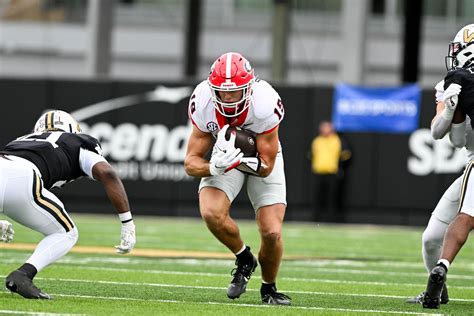 Georgia Bulldogs Injury Report Week 10 Updates On Brock Bowers