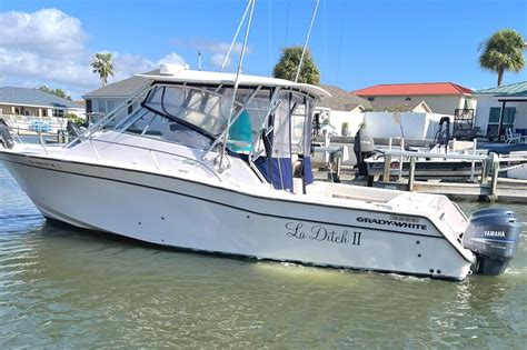 2002 Grady-White Express 330 Express Cruiser for sale - YachtWorld