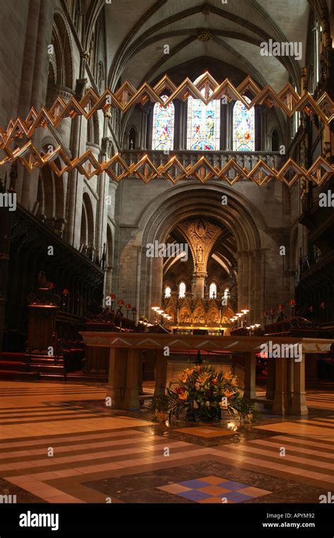 Hereford cathedral choir hi-res stock photography and images - Alamy