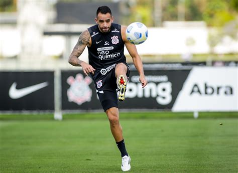 Corinthians Feminino Realiza Treinamento T Tico Em Meio A