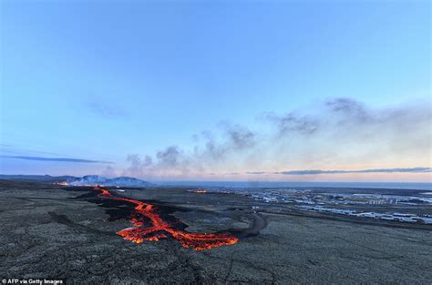 Fight To Save Grindav K Horrifying Drone Footage Shows Scorching Lava