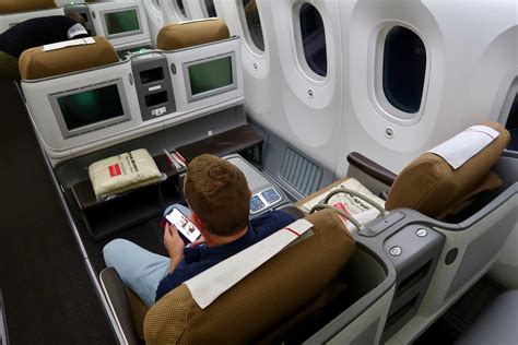 Review: Kenya Airways Boeing 787 Business Class - Amsterdam to Nairobi