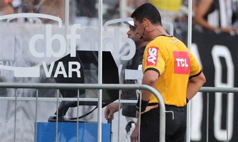 Flamengo X Athletico Cbf Define Arbitragem Para A Supercopa Do Brasil