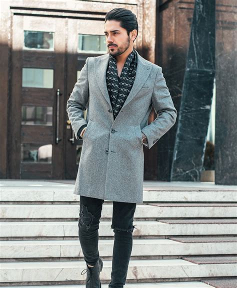 How To Wear An Overcoat Casually | Black Lapel