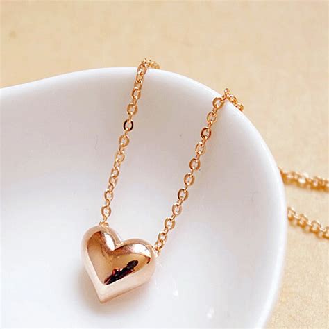 Famshin Specials Beautiful Peach Heart Necklace New Fashion Simple