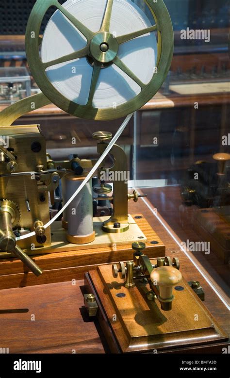 Telegraph machine hi-res stock photography and images - Alamy