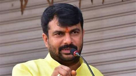 Shiv Sena Mp Hemant Patil Announces Resignation Over Maratha Reservation Row India Today