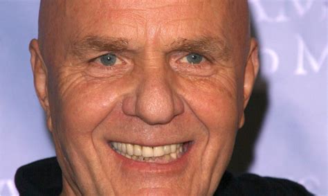 30 Frases de Wayne Dyer Motivación y pensamiento positivo Imágenes