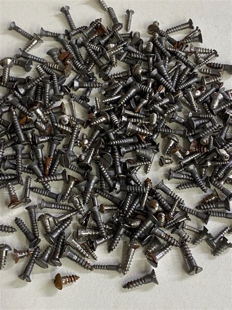 Mixed In The Pack Small Nettlefolds Steel Wood Screws Slotted 14 3