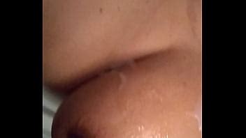 Él primo de mi esposo sé viene en mis tetas XVIDEOS