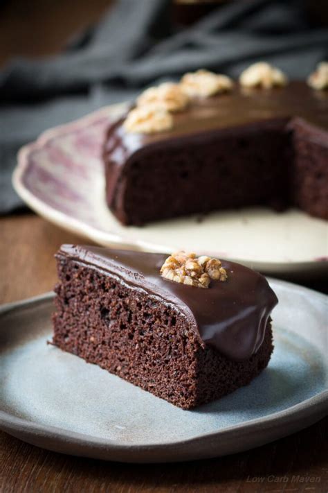 Moist Chocolate Walnut Cake Low Carb Chocolate Walnut Cake Low Carb