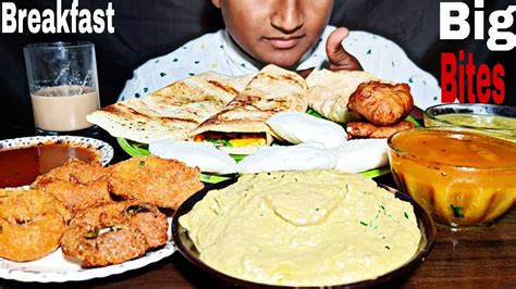 Asmr Eating South Indian Breakfast Egg Dosa Masala Dosa Idli Vada