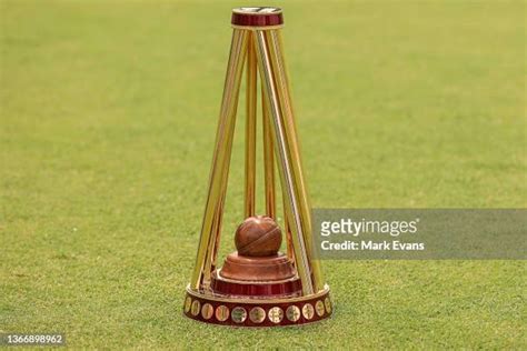 Ashes Urn Trophy Photos and Premium High Res Pictures - Getty Images