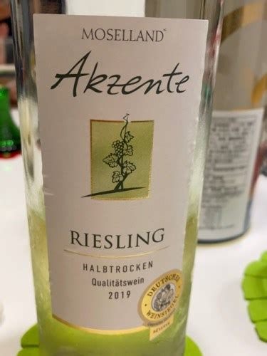 2019 Moselland Akzente Riesling Halbtrocken Vivino US