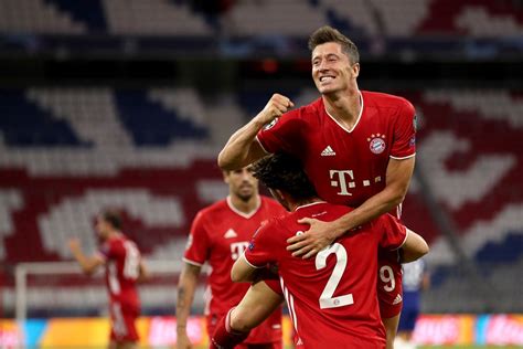 Saiba mais sobre a trajetória de Robert Lewandowski o melhor do mundo