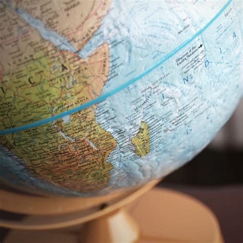 World Globe Buying Guide How To Choose The Best Globe Replogle Globes