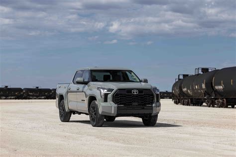 The 2022 Toyota Tundra Limited Only Costs 6100 More Than The Sr5