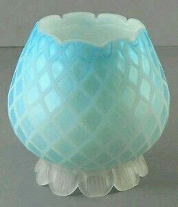 Pin By Beth Veazy On Sculptor Blue Quilts Diamond Quilt Vase