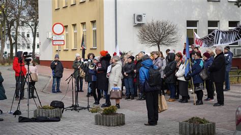 Pikieta Pod Szpitalem STOP Segregacji Sanitarnej FOTO VIDEO W