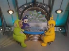 The Tubby Toast Crumbs | Teletubbies Wiki | FANDOM powered by Wikia