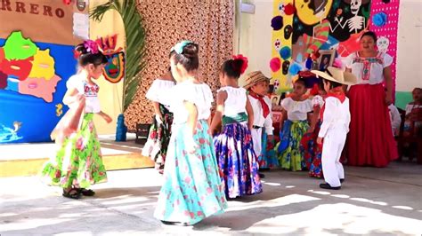 El Pato Culeco Baile Folklórico Del Estado De Guerrero Youtube