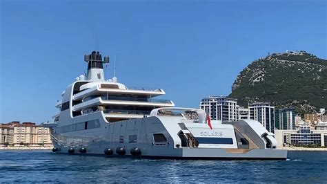 Roman Abramovich S Newest Megayacht Is A 610 Million Fortress