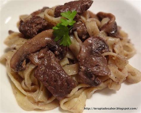 Tagliatelle Tiras De Filet Mignon E Cogumelos Receita Petitchef