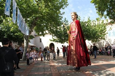 Fiesta Mayor De Invierno En Vilallonga Del Camp