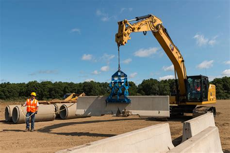 New Cat 320 Tier 4F Eu Stage V Medium Excavator Finning UK