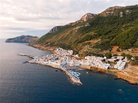 Marettimo Cosa Fare E Come Arrivare Sull Isola Delle Egadi Idee Di