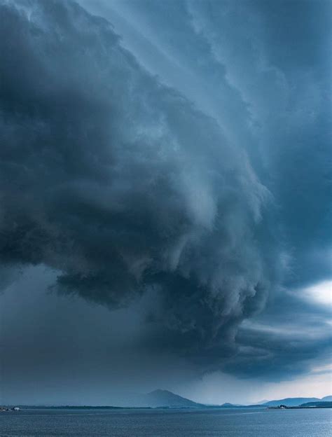 Storm clouds last week (Scotland) : r/SkyPorn