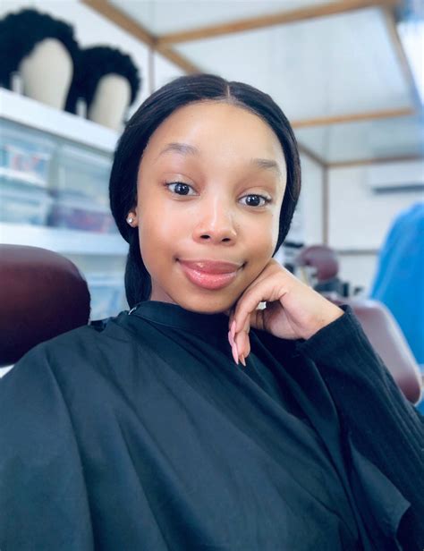 Pics Candice Modiselle Shows Off Her Pre Makeup Face And We Are Here