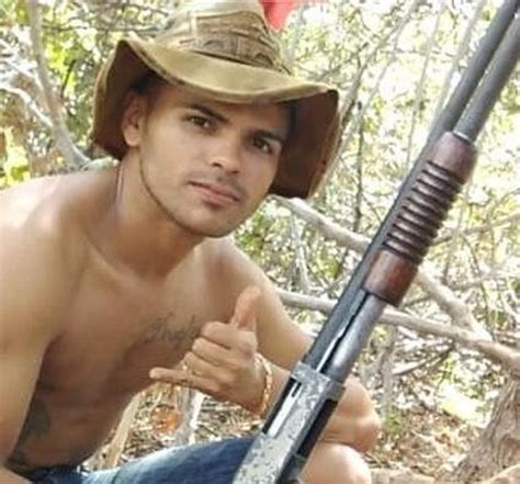 Suspeito De Participação Em Assassinato De Pm Morre Após Confronto Com