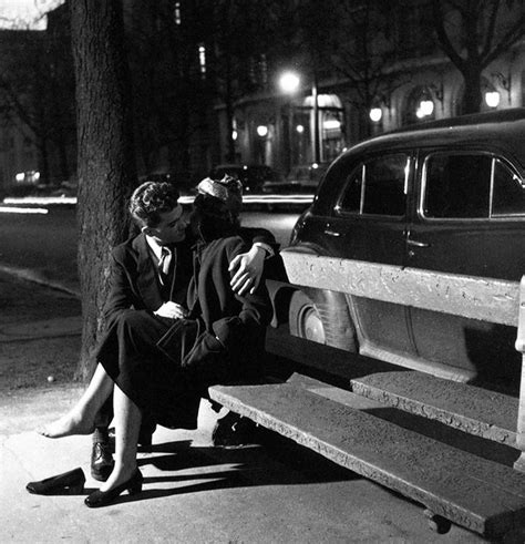 Robert Doisneau Couple Rue Jacques Prévert Elle Il Eux