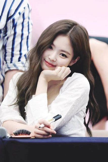 Blackpink Cute Pictures Jennie