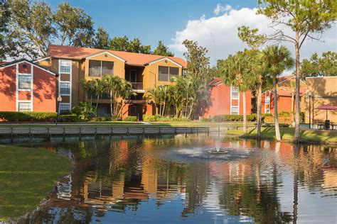 Conway Forest Apartments in Orlando, FL | Comfy 1-2 Bed | McKinley